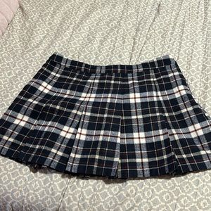 H&M Pleated Skort size 14